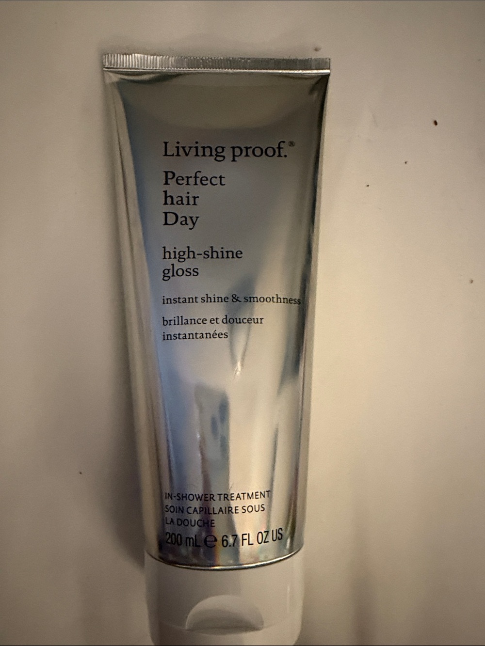 Living Proof Perfect hair Day High-Shine Gloss - Silver Packaging